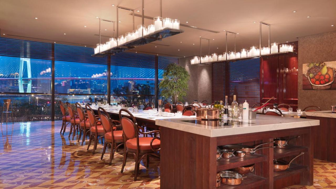 Intercontinental Shanghai Expo By Ihg ภายนอก รูปภาพ